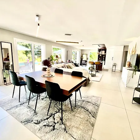 Des Oliviers Holiday home Saint-Bonnet-les-Oules